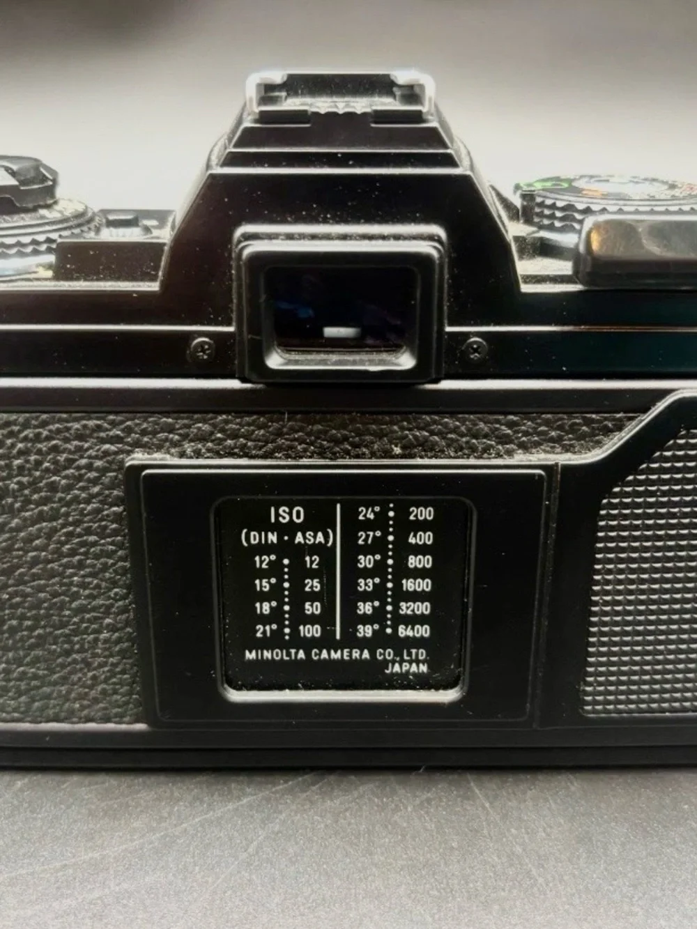 Minolta X-700 35mm SLR Film Camera Body